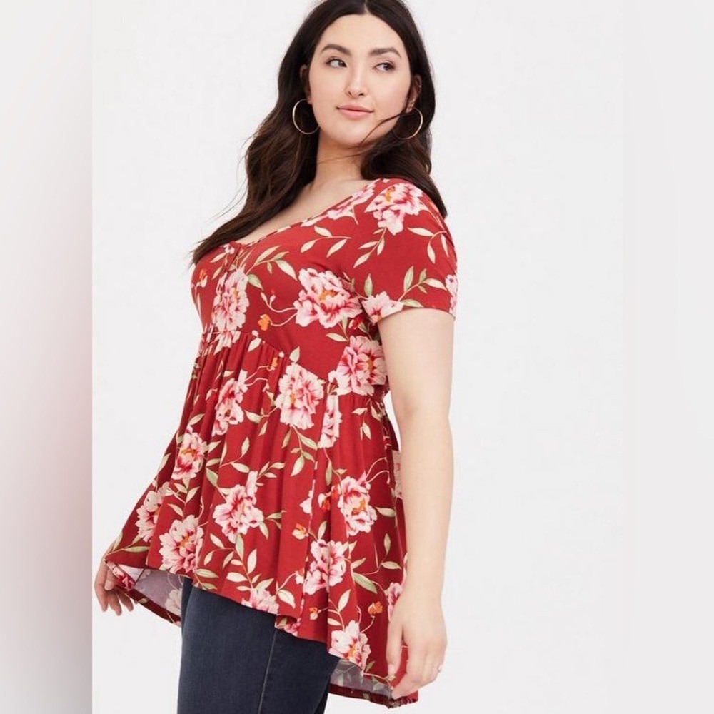 Torrid Super Soft Knits Floral Print Red Peplum Top Blouse Size 0